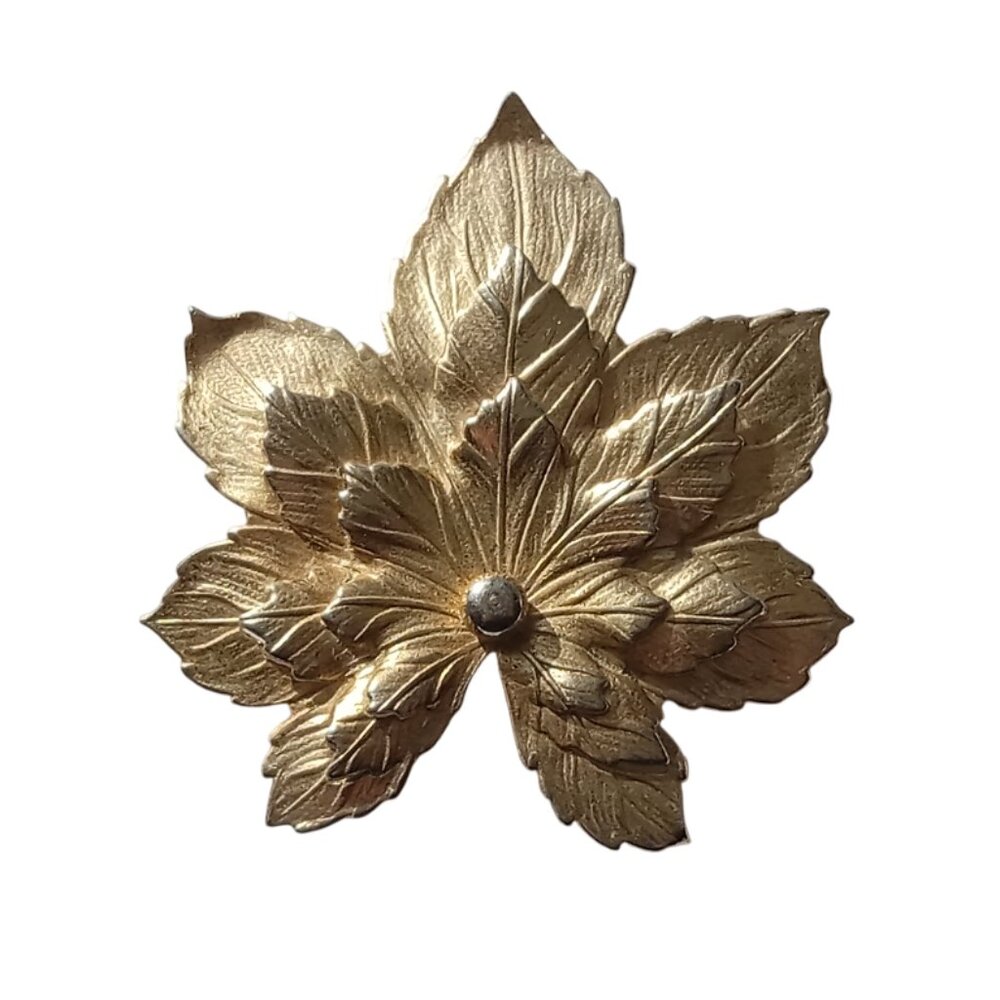 Vintage Gold Tone Maple Leaf Pin Sarah Coventry